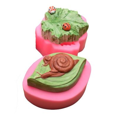 China New Viable Cartoon Snail Ladybug Crawling On Leaf Shape Silicone Incense Gypsum Plaster Resin Ornament Pendant Bread Candle Mold for sale