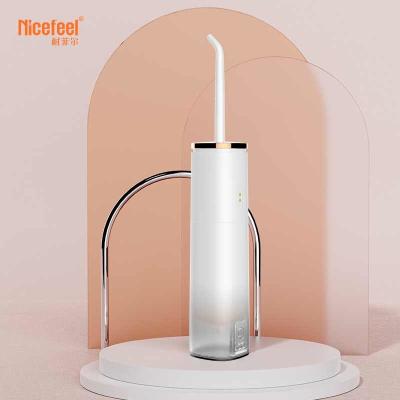 China Fashinable Mini Water Flosser Rechargeable IPX7 machen Gummi stärker zu verkaufen