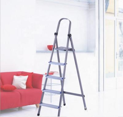 China Niceway Folding Ladders Cheap Lightweight Aluminum Folding Ladder Household 5step Aluminum Step Ladder For Sale for sale