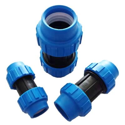 China Easy Installation Pe PVC Pipe Fittings High Pressure Compression Fittings Coupling All Sizes Available For Irrigation for sale