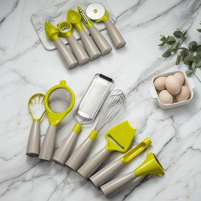 China 12 Pcs Sustainable Kitchen Accessories High Quality Utensil Set Plastic Handle Kitchen Gadgets for sale