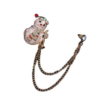 China Promotions Gifts Design Enamel Snowman Santa Claus Bell Socks Tree Christmas Brooch Pin Christmas Gift New for sale