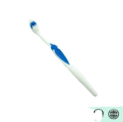 China Yangzhou Multifunctional Toothbrush 8Pcs Care Products Dental Care Whitening Oral Kit for sale