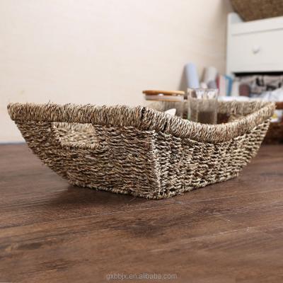 China Factory Wholesale Handmade Household Viable Straw Material Storage Type Natural Basket With Insert Handles for sale