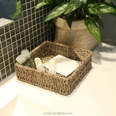 China 2021 Sustainable Hand - Woven Natural Straw Rectangle Serving Basket With Metal Frame for sale