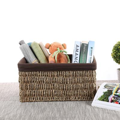 China Sustainable Woven Straw Storage Basket With Removable Fabric Liner for sale