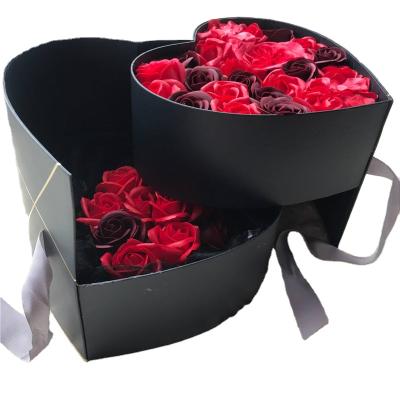 China Customizable Heart Shape Flower Recycled Packaging Materials Gift Boxes for sale