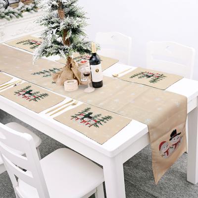 China Table runner front and back are the same fabric China direct buy dining jacquard christmas table runners with place mat for sale