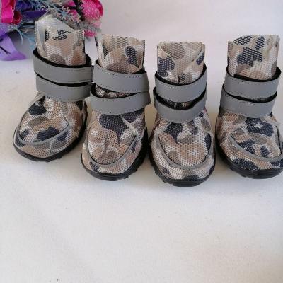 China Fashionable Thoughtful Waterproof Bowl Bottom Dog Shoes Viable For Travel for sale