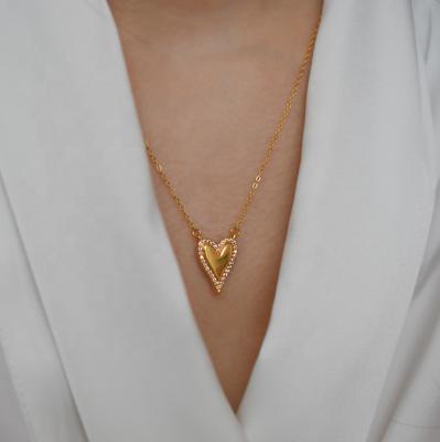 China Luxury Vintage Heart Crystal Necklace Fashion 18k Real Gold Jewelry Cubic Zirconia Necklace Tasty Heart Pendant Necklace For Women for sale