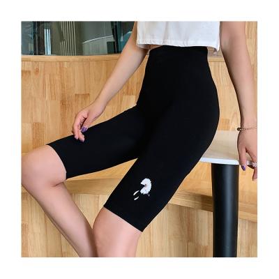 China Antibacterial New Design Discoloration Five Point Gaiters Color Daisy Gaiters Lane Changing Skinny Pants for sale