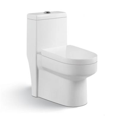 中国 Double-Flow High Quality Ceramic One Piece Toilet Made In China Popular Product Cheap Price 販売のため