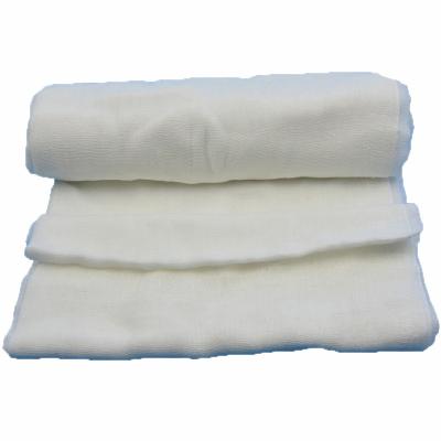 China Eco-friendly African 8181 Zigzag Pillow Shape Malmal Rolled Hydrophilic Absorbent Gauze Bandage Roll for sale