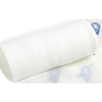 China Natural Cotton 100% Cotton Gauze Medical Absorbent Sterile Bandage Roll for sale