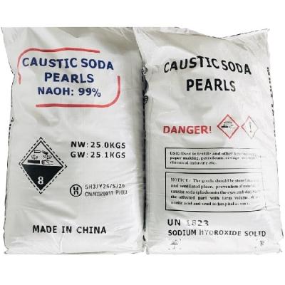 China Stable Sodium Hydroxide Flakes NaOH Pearls For Detergent Industry à venda