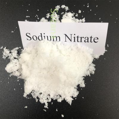 Chine Grade industriel 99,3-99,9% Nitrate de sodium Prills cristallins NaNO3 pH 7-9 Poudre pour la fabrication du verre, poudre noire à vendre