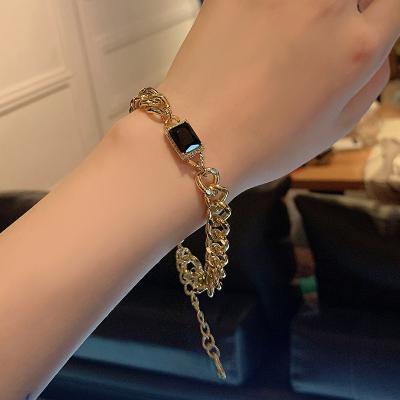 China Classic Vershal D-19 Classic 18K Gold Plated Chain Bracelet Black Square Gemstone Cuban Bracelet Jewelry for sale