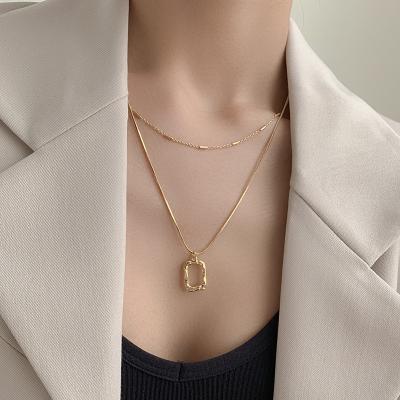 China CLASSIC Vershal B-6 Minimalist 18K Gold Plated Square Shape Necklace Double-Layer Pendant Necklace For Women Jewelry for sale