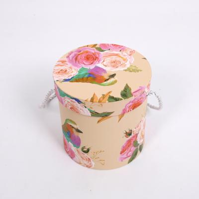 China Handmade Shihao S180 Round Shape Gift Box With Small Rope Boxes For Gift Package for sale