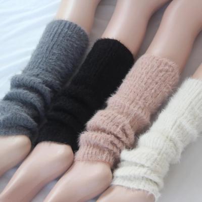 China Polyester Women Ladies Fuzzy Fluffy Feather Yarn Thick High Quality Knitted Warm Winter Fashion Legwarmer Boots Slap In Stock for sale