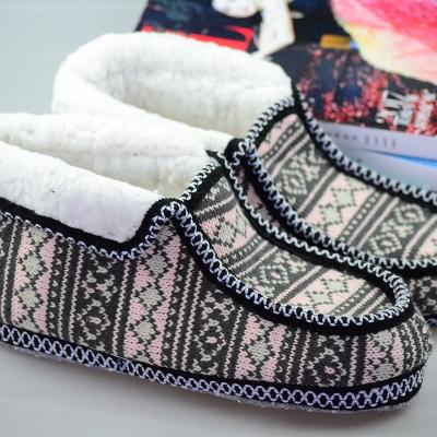 China Fair Slipper Bootie Island Knitted Warm Slipper Bootie Winter Home Boots with Comfortable Sherpa Lining and Unique Non-slip TPR for sale