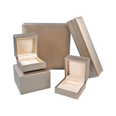 China Jewelry Packaging Display Custom Logo Printed Jewelry Box, Jewelry Packaging Gift OEM for sale