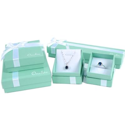 China Packaging Jewelry Display Custom Set Plain Jewelry Jewelry Box Paper Green Sliver for sale