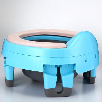 China Portable New Portable Travel Seat Foldable Car Potty Training Toilet with Storage Bag for sale