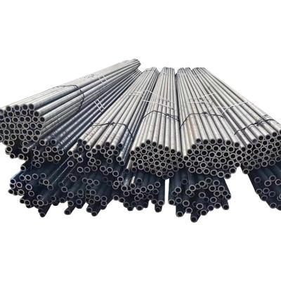 China Fluid Pipe Made In Seamless Chain Carbon Steel Pipe ST37 ST52 1020 1045 A106B Pipe for sale