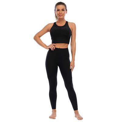 China Sports Wear Female Breathable Vest Punch Design Seamless Running Fitness Pants High Waisted Workout Gym Yoga Leggings Clothing for sale