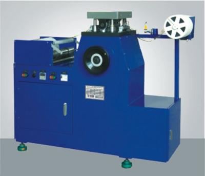 China Garment Shops New Design Automatic Sequin Punching Machine for sale