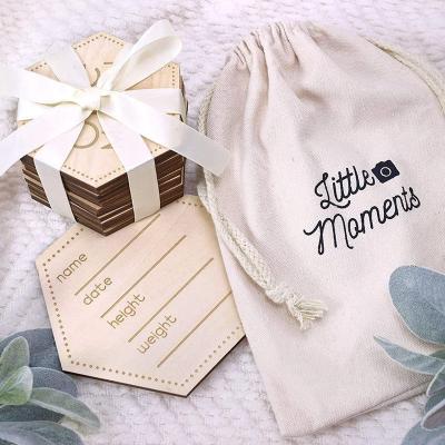 China Europe Mingcan Attic White Baby Monthly Milestone Cards Keepsake Wooden Card Photo Newborn Baby Gifts for sale