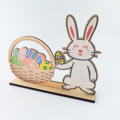 China New Design Factory Price Wooden Easter Bunny Standee Egg Hunt Basket Easter Decoration Custom Holiday Decoration for sale