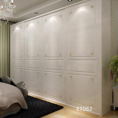 China (Others) adjustable bedroom furniture walking in closet hot sale 4 door wardrobe set made in china for sale