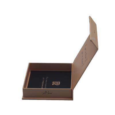 China 2021 Hot Sale Materials 2021 High Quality Magnetic Gift Boxes Small Recycled Magnetic Flap Box for sale