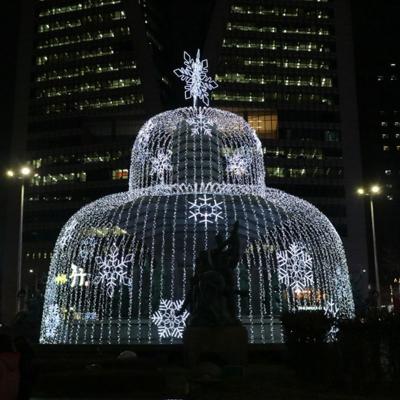 China Large static or instant Christmas decoration fountain for wedding festiva holidays for sale