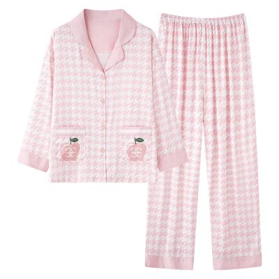 China Long 2022 Satin Pajamas Set Ladies Rayon Pajamas Stockings Long Pajamas Bridal Wear QUICK DRY Sleepwear for sale