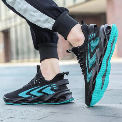 China Cushioning 2022 fashion sports shoes fly to knit upper shoes to mesh popular for sale