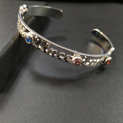 China Fashion Jewelry 2021 CLASSIC Crystal Customized Design Silver Bangles 316l Stainless Steel Bracelet for sale