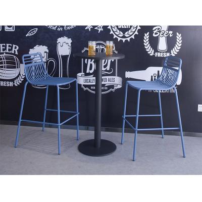 China Regular Commercial Bar Chair Bar Furniture Contract Aluminum Round Bar Table With Stools for sale