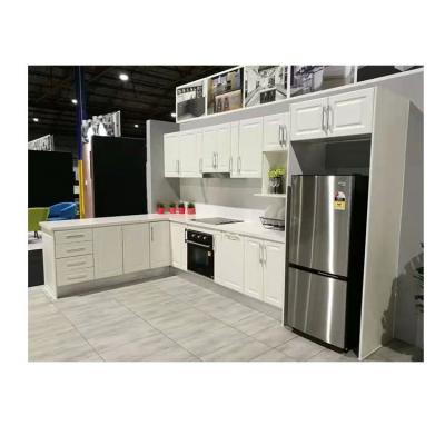 China Solid Wood China Supply Modern Design White Color Wooden Kitchen Cabinets for sale