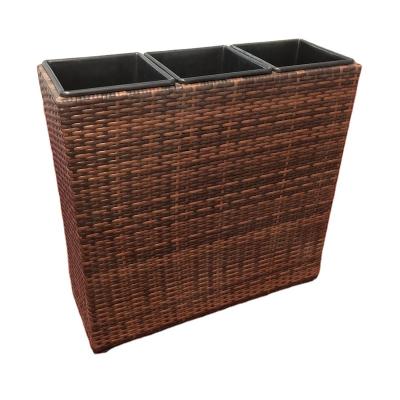 China Modern Outdoor Decorative Rattan Flower Pot Vase Wicker Garden Patio Plant Pot Wicker Plant Pot for sale