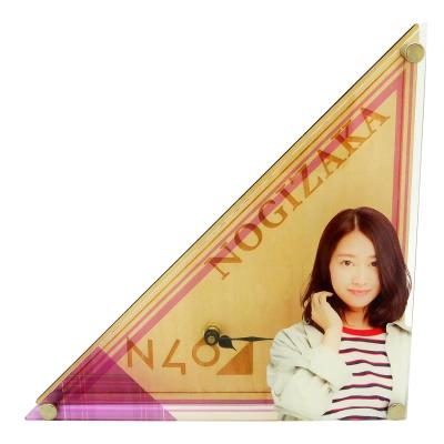 China Hot Sale Customized creative Acrylic wall clock decorative desk Clock for sale