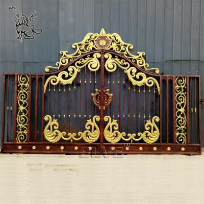 China Puerta de hierro forjado diseños de metal Puertas de hierro de lujo Puertas dobles Entrada de metal Villa Jardín en venta