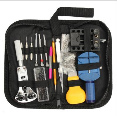 China Industrial Magnetic Tool Strap Customized Watch Repairing Tools Bag 147 Pcs High Quality Multifunctional Nylon Watch Repair Tool Kit for sale