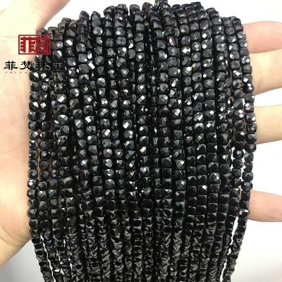 China Pure Natural Long Chain Faceted Black Spinel Bead Round Crystal Feifan Semi Product for sale