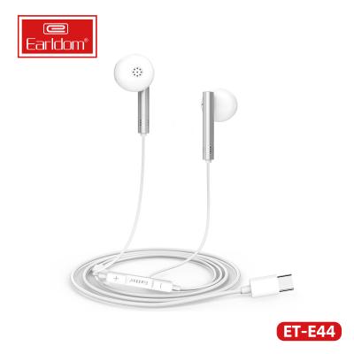 China COUNT TITLE Perfect Sound Sound Canceling Sport Bass Earphones Wired Headphones Stereo With Microphone 3.5mm Earbuds for sale