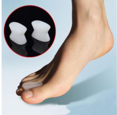 China Custom Orthotics 2Pcs Silicone Finger Pedicure Corrector Feet Care Bone Thumb Valgus Protector Toe Separator Hot Bunion Adjuster Hallux Valgus Protector for sale