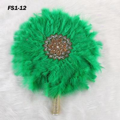 China Feather Peacock Mix Round Fan Feather Fan Hand Shaped Traditional African Wedding for sale