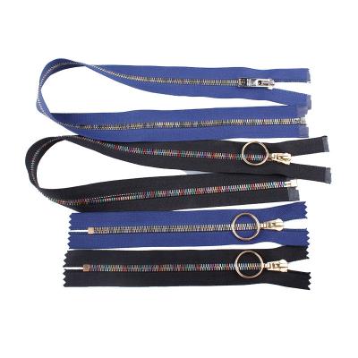 China Factory Wholesale Eco Friendly 5# Auto Lock Rainbow Zippers Metal Strip For Gaiters for sale